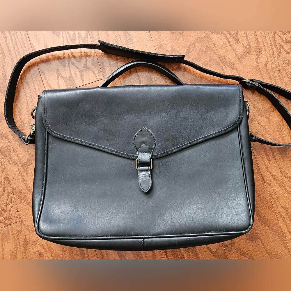 Vintage Eddie Bauer Leather Bag